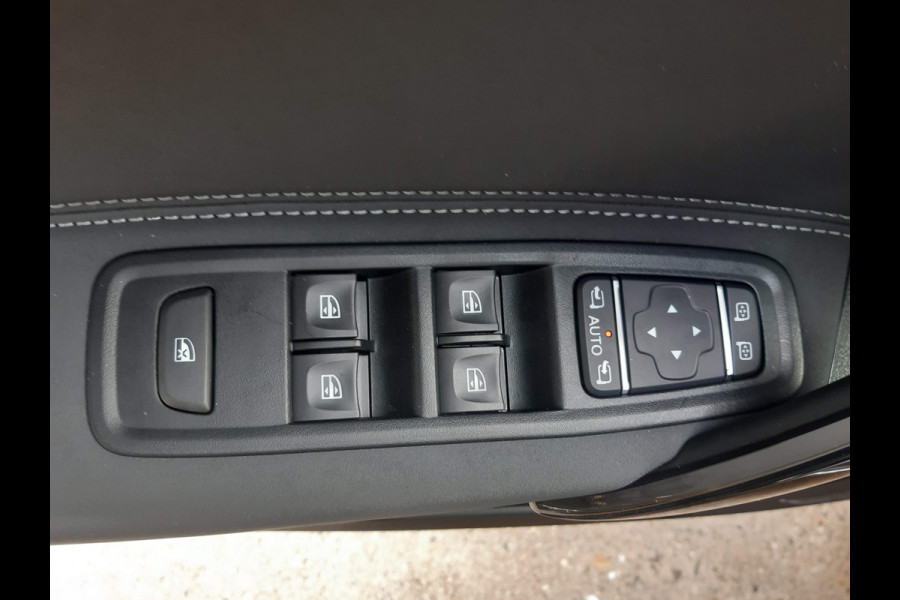 Mercedes-Benz EQT 200 Tour Navigatie Leer/Alcantara Achteruitrijcamera ECC Airco