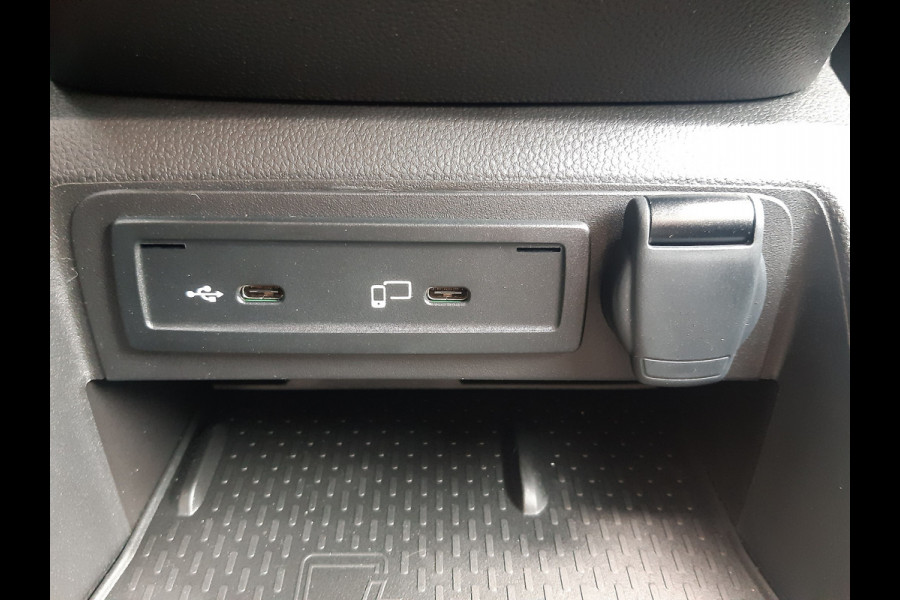 Mercedes-Benz EQT 200 Tour Navigatie Leer/Alcantara Achteruitrijcamera ECC Airco