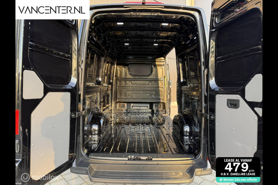 Volkswagen Crafter L3H3 140PK Automaat Carplay Zwart EURO 6