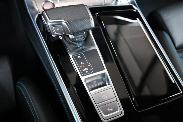 Audi RS6 Avant 4.0 TFSI quattro Audi-Exclusive 780+PK URBAN/EVENTURI/KERAMISCH/VIRTUAL/ACHTERASB/SFEER/3D B&O/PANO/22"/360 CAM!