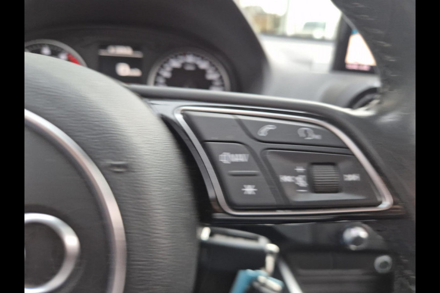Audi Q2 1.0 TFSI Sport Pro Line | automaat | navigatie | PDC | sportstoelen | cruise control | dealer onderhouden