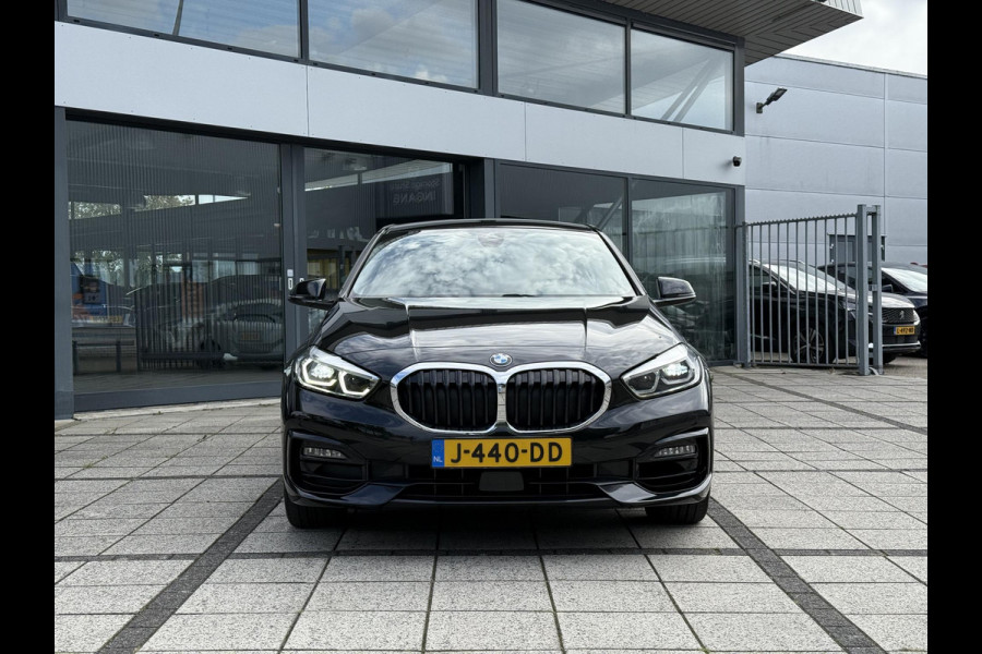 BMW 1-serie 118i Executive Edition | Navi | Led | Live Cockpit |
