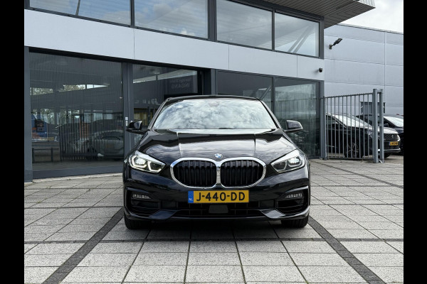 BMW 1-serie 118i Executive Edition | Navi | Led | Live Cockpit |