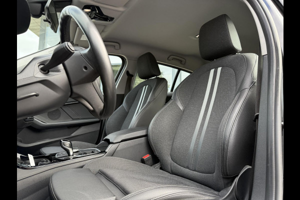 BMW 1-serie 118i Executive Edition | Navi | Led | Live Cockpit |