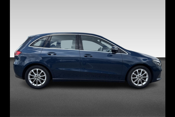 Mercedes-Benz B-Klasse 180 Launch Edition | Automaat | widescreen | trekhaak