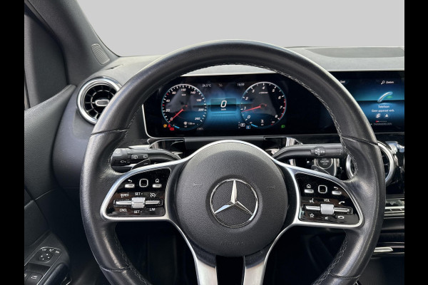 Mercedes-Benz B-Klasse 180 Launch Edition | Automaat | widescreen | trekhaak