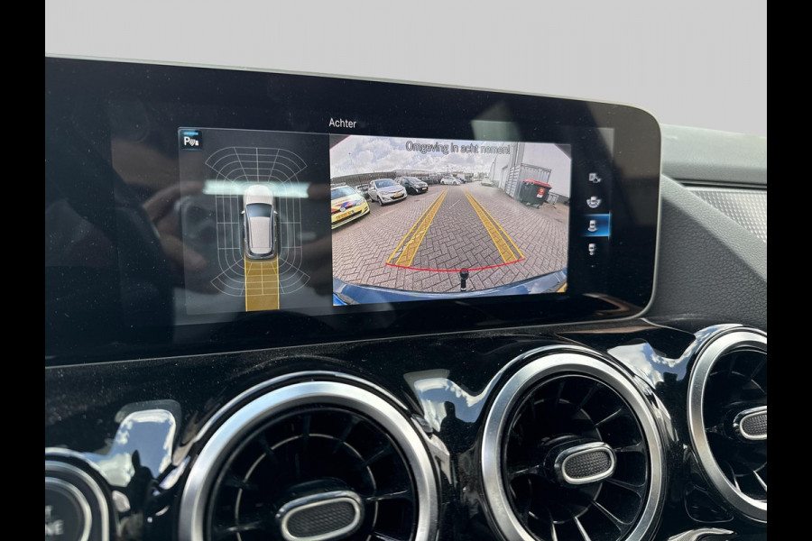 Mercedes-Benz B-Klasse 180 Launch Edition | Automaat | widescreen | trekhaak