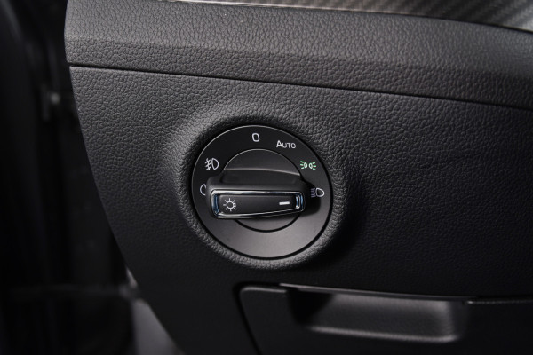 Škoda Superb Combi 1.4 TSI iV Sportline Business | Dig. Cockpit | Cruise | Stoel-+Stuurverw. PDC | Camera | App. Connect | ECC | Elek. Klep | LM 18" | 1944