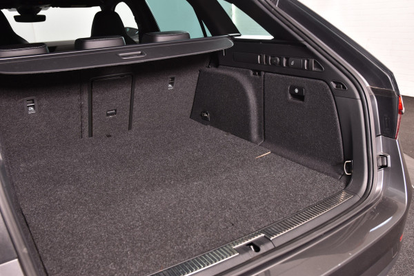 Škoda Superb Combi 1.4 TSI iV Sportline Business | Dig. Cockpit | Cruise | Stoel-+Stuurverw. PDC | Camera | App. Connect | ECC | Elek. Klep | LM 18" | 1944