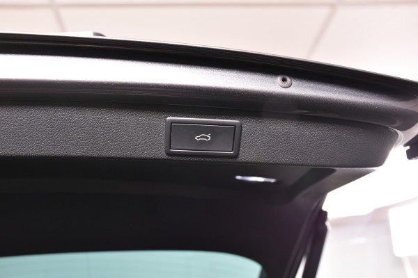 Škoda Superb Combi 1.4 TSI iV Sportline Business | Dig. Cockpit | Cruise | Stoel-+Stuurverw. PDC | Camera | App. Connect | ECC | Elek. Klep | LM 18" | 1944