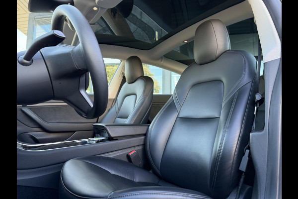 Tesla Model 3 Range Plus RWD | Autopilot | Panorama | Leder | Facelift |