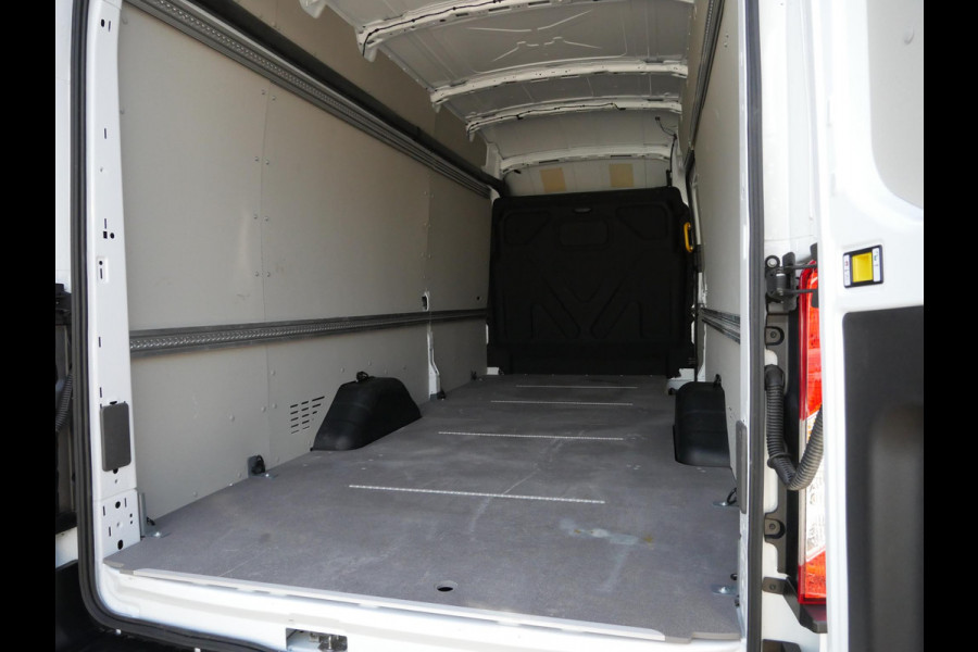 Ford Transit 2.0 TDCI 170PK, L4H3, Automaat, Airco, Trekhaak 3.500KG