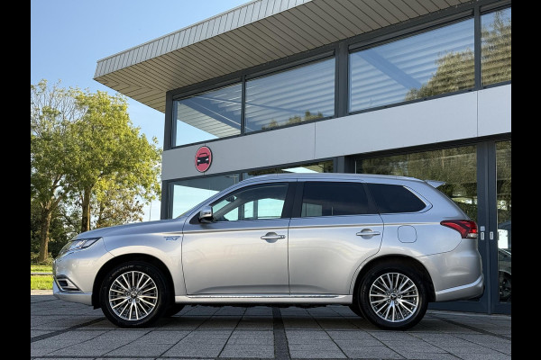 Mitsubishi Outlander 2.4 PHEV Aut. Intense | Carplay | Trekhaak | Camera |