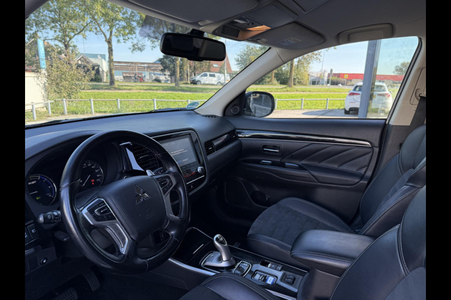 Mitsubishi Outlander 2.4 PHEV Aut. Intense | Carplay | Trekhaak | Camera |