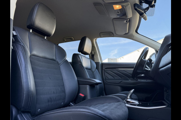 Mitsubishi Outlander 2.4 PHEV Aut. Intense | Carplay | Trekhaak | Camera |