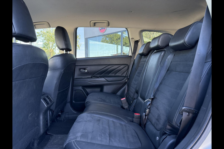 Mitsubishi Outlander 2.4 PHEV Aut. Intense | Carplay | Trekhaak | Camera |