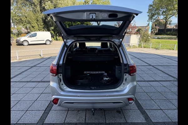 Mitsubishi Outlander 2.4 PHEV Aut. Intense | Carplay | Trekhaak | Camera |