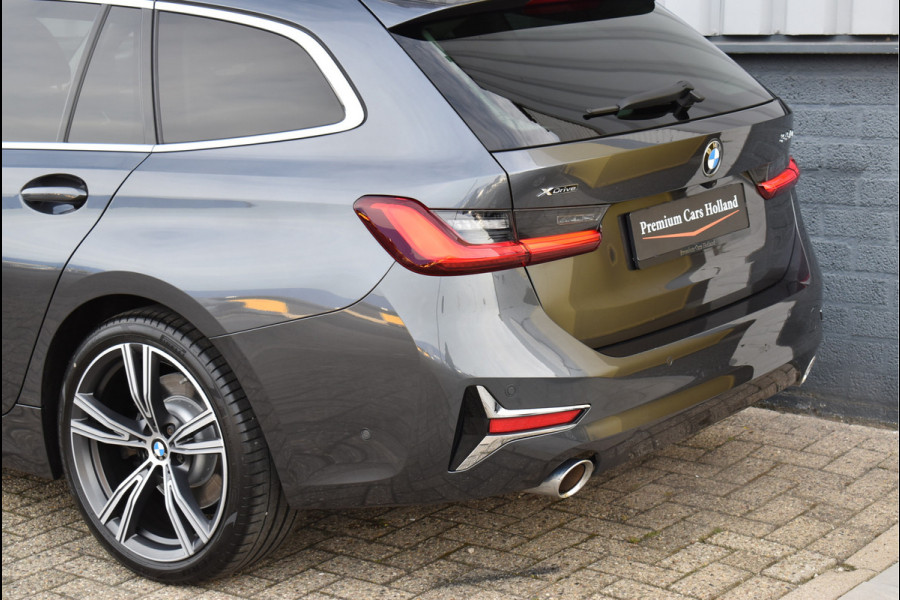 BMW 3 Serie Touring 330e xDrive 292 Pk Pano Navi Keyless Vol Leder Bruin Laser Koplampen 19 Inch