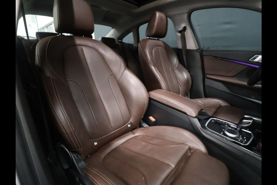 BMW 2 Serie Gran Coupé 218i M Sport [SCHUIFKANTELDAK, APPLE CARPLAY, ANDROID AUTO, VOL LEDER, VIRTUAL COCKPIT, CAMERA, NIEUWSTAAT]