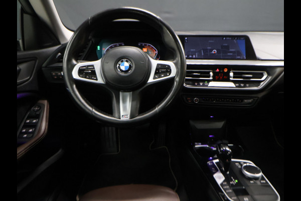 BMW 2 Serie Gran Coupé 218i M Sport [SCHUIFKANTELDAK, APPLE CARPLAY, ANDROID AUTO, VOL LEDER, VIRTUAL COCKPIT, CAMERA, NIEUWSTAAT]