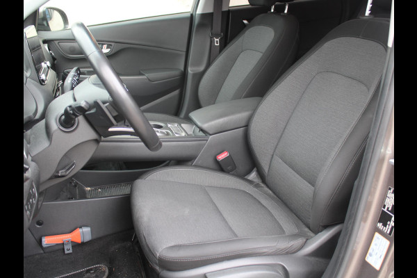 Hyundai Kona EV Fashion 64 kWh | SOH 97.4 % | NAVIGATIE | ACHTERUITRIJCAMERA |