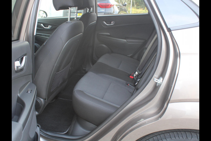 Hyundai Kona EV Fashion 64 kWh | SOH 97.4 % | NAVIGATIE | ACHTERUITRIJCAMERA |
