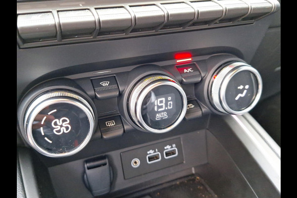 Mitsubishi Colt 1.0T MT Instyle Mitsubishi Colt 1.0T MT Instyle