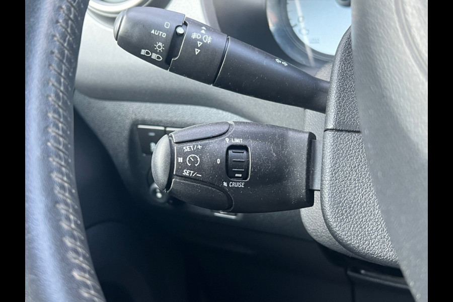 Citroën Berlingo BWJ 2017 | 1.2PT 111PK XTR | CLIMA | NAVI | STOELVERW. | TREKHAAK | CRUISE | PDC | DONKER GLAS |