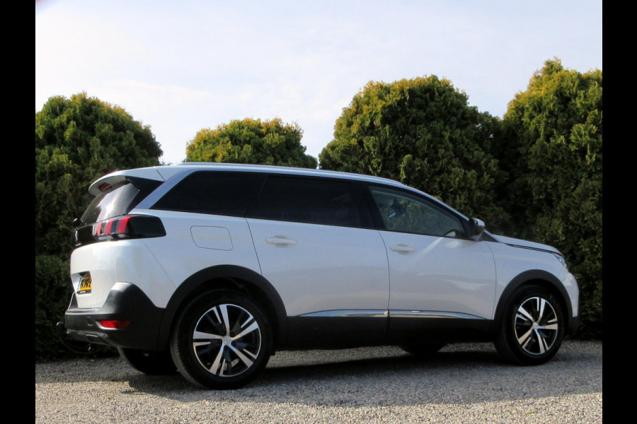 Peugeot 5008 1.6 e-THP Allure Automaat*7-pers*Pano.dak*Trekhaak*