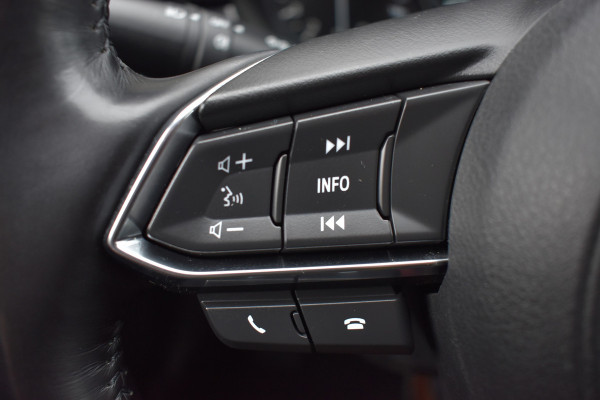 Mazda 6 Sportbreak 2.0 SA G 165 Luxury Automaat  / Navi / Adap. Cruise / 19" LM / Carplay / Cameras / Keyless / Stoelverw. + ventilatie