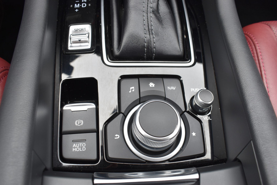 Mazda 6 Sportbreak 2.0 SA G 165 Luxury Automaat  / Navi / Adap. Cruise / 19" LM / Carplay / Cameras / Keyless / Stoelverw. + ventilatie
