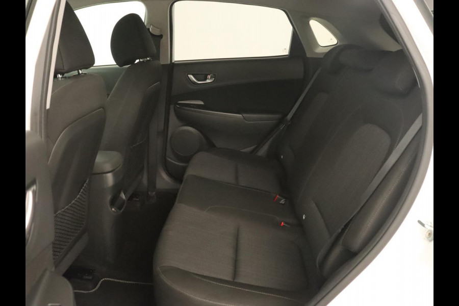Hyundai Kona 1.6 GDI HEV Fashion | Head-Up | Adaptive cruise | Camera | Carplay | Krell Audio | Keyless | Navigatie | Digital Cockpit | Climate control