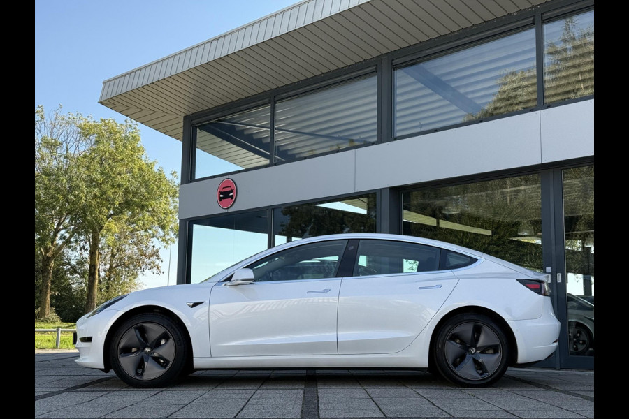 Tesla Model 3 Range Plus RWD | Autopilot | Panorama | Leder |