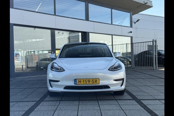 Tesla Model 3 Range Plus RWD | Autopilot | Panorama | Leder |