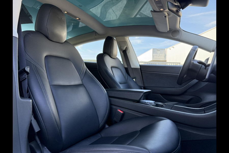 Tesla Model 3 Range Plus RWD | Autopilot | Panorama | Leder |