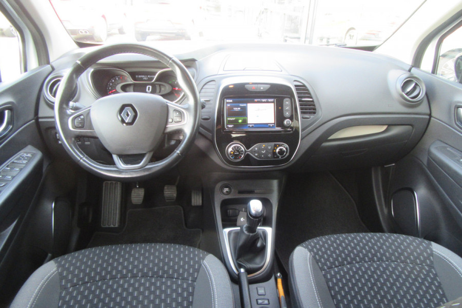 Renault Captur 0.9 TCe Intens, Navigatie, Camera, Blind Spot, Trekhaak