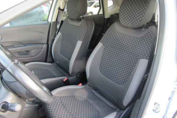 Renault Captur 0.9 TCe Intens, Navigatie, Camera, Blind Spot, Trekhaak