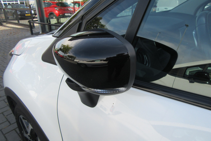 Renault Captur 0.9 TCe Intens, Navigatie, Camera, Blind Spot, Trekhaak
