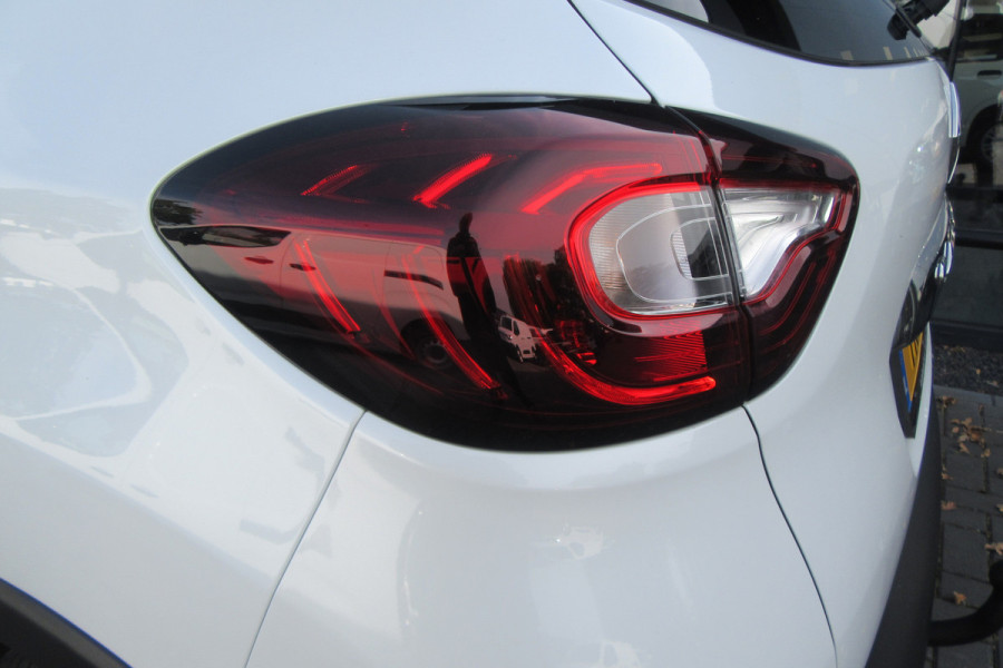Renault Captur 0.9 TCe Intens, Navigatie, Camera, Blind Spot, Trekhaak