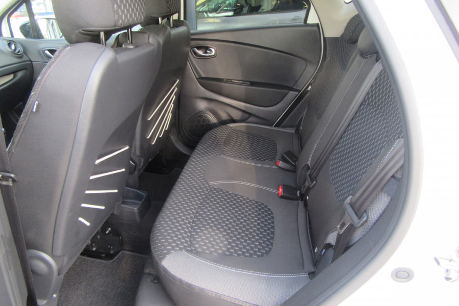 Renault Captur 0.9 TCe Intens, Navigatie, Camera, Blind Spot, Trekhaak