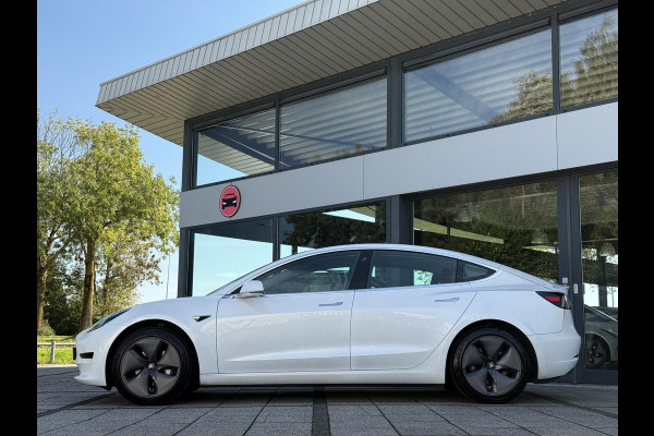 Tesla Model 3 Range Plus RWD | Autopilot | Panorama | Leder |