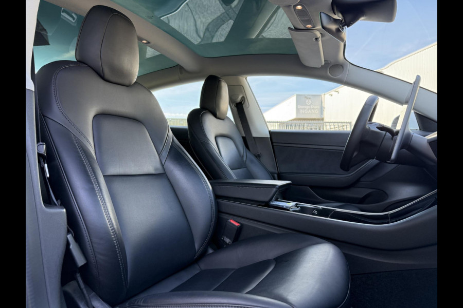 Tesla Model 3 Range Plus RWD | Autopilot | Panorama | Leder |