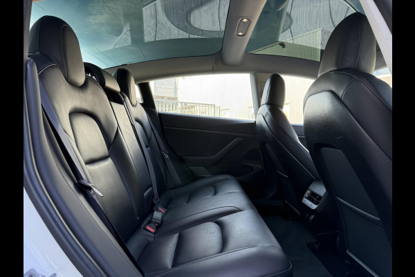 Tesla Model 3 Range Plus RWD | Autopilot | Panorama | Leder |