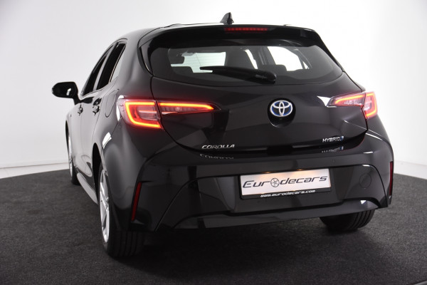 Toyota Corolla 1.8 Hybrid Dynamic *1ste Eigenaar*Navigatie*PDC*