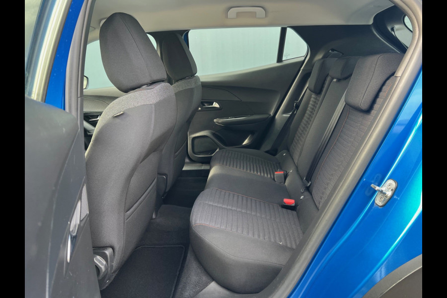 Peugeot 2008 BWJ 2021 | 1.2 101PK Active Pack | CLIMA | CARPLAY | NAVI | CAMERA | PRIVACY GLASS | PDC | LICHTMETAAL Peugeot 2008 BWJ 2021 | 1.2 101PK Active Pack | CLIMA | CARPLAY | NAVI | CAMERA | PRIVACY GLASS | PDC | LICHTMETAAL