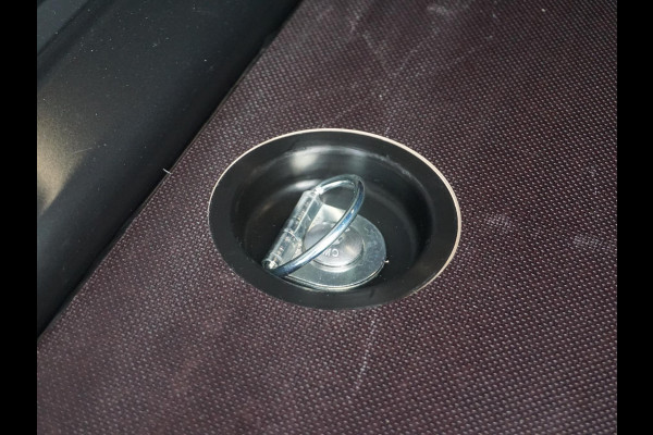Opel Vivaro Electric 75 kWh Dubbele Cabine | 2x schuifdeur | Surround View NAV Pakket | Winterpakket | Exterieur pakket | Comfort Pakket  | Betimmering | LM velgen | RVS sidebars | Full Eco LED verlichting | rijklaarprijs