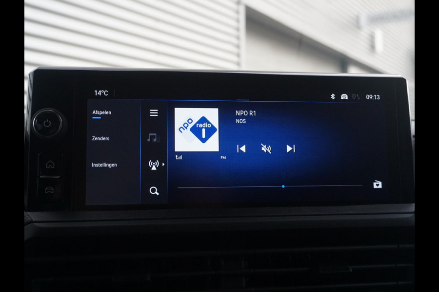 Opel Vivaro Electric 75 kWh Dubbele Cabine | 2x schuifdeur | Surround View NAV Pakket | Winterpakket | Exterieur pakket | Comfort Pakket  | Betimmering | LM velgen | RVS sidebars | Full Eco LED verlichting | rijklaarprijs