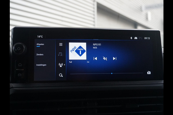 Opel Vivaro Electric 75 kWh Dubbele Cabine | 2x schuifdeur | Surround View NAV Pakket | Winterpakket | Exterieur pakket | Comfort Pakket  | Betimmering | LM velgen | RVS sidebars | Full Eco LED verlichting | rijklaarprijs