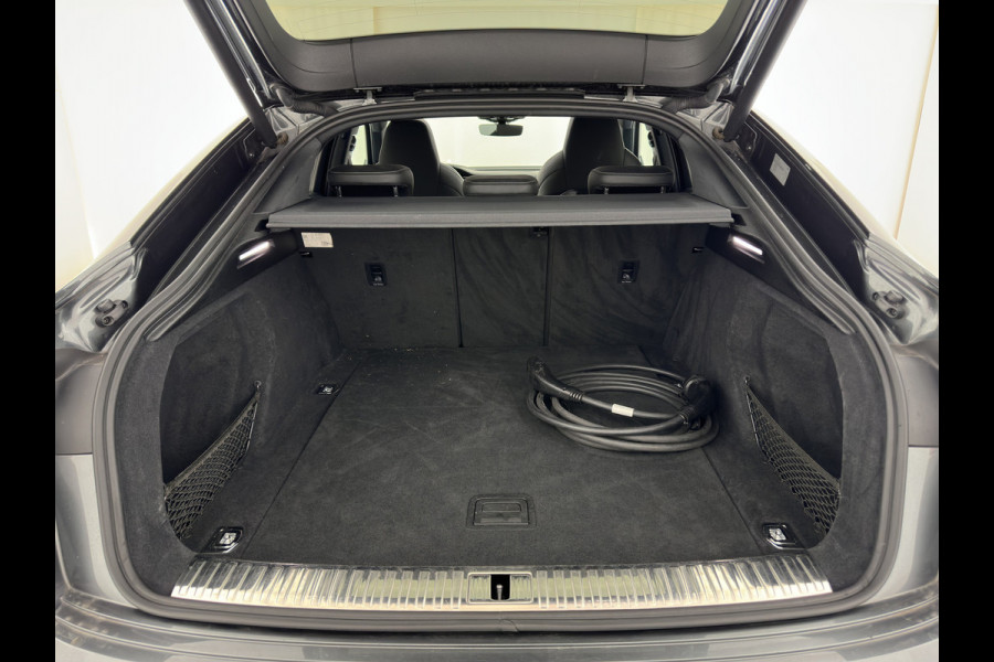 Audi e-tron Sportback 55 Quattro S-Line 95 kWh [ 3-Fase ] {SOH-92%} (INCL-BTW) *PANO | VIRTUAL-MIRRORS | AUDI-DESIGN-LEATHER | ADAPTIVE-CRUISE | TOP-VIEW |  BANG/OLUFSEN-SURROUND | MEMORY-PACK | KEYLESS | HEATED-SPORTSEATS | DIGI-COCKPIT | NAVI-FULLMAP | ...