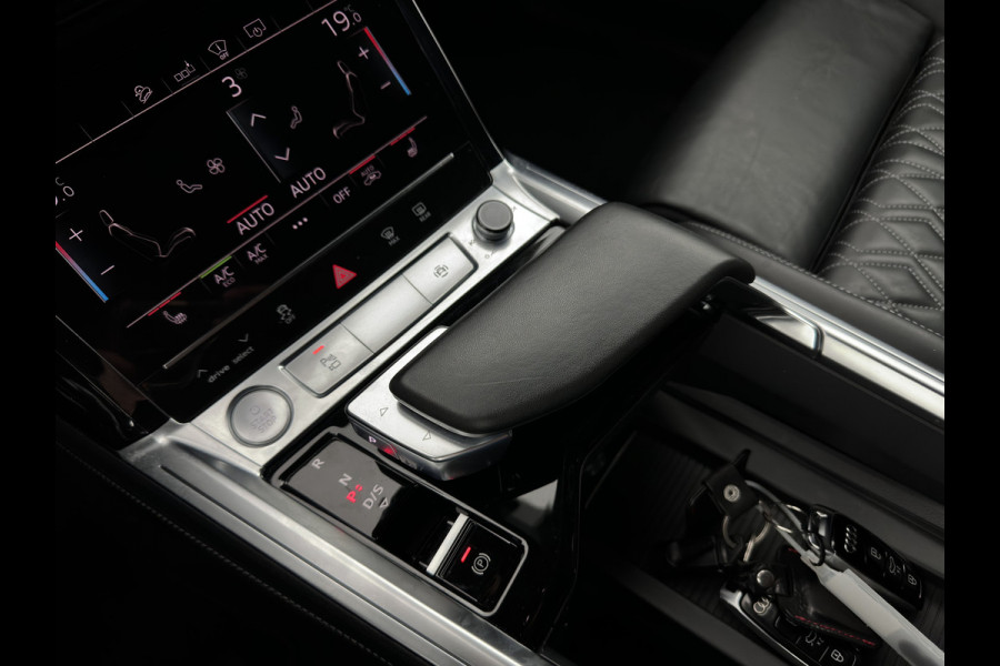 Audi e-tron Sportback 55 Quattro S-Line 95 kWh [ 3-Fase ] {SOH-92%} (INCL-BTW) *PANO | VIRTUAL-MIRRORS | AUDI-DESIGN-LEATHER | ADAPTIVE-CRUISE | TOP-VIEW |  BANG/OLUFSEN-SURROUND | MEMORY-PACK | KEYLESS | HEATED-SPORTSEATS | DIGI-COCKPIT | NAVI-FULLMAP | ...